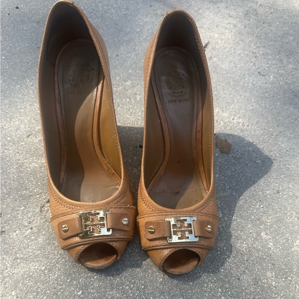 Tory Burch Brown Peep-Toe Heels